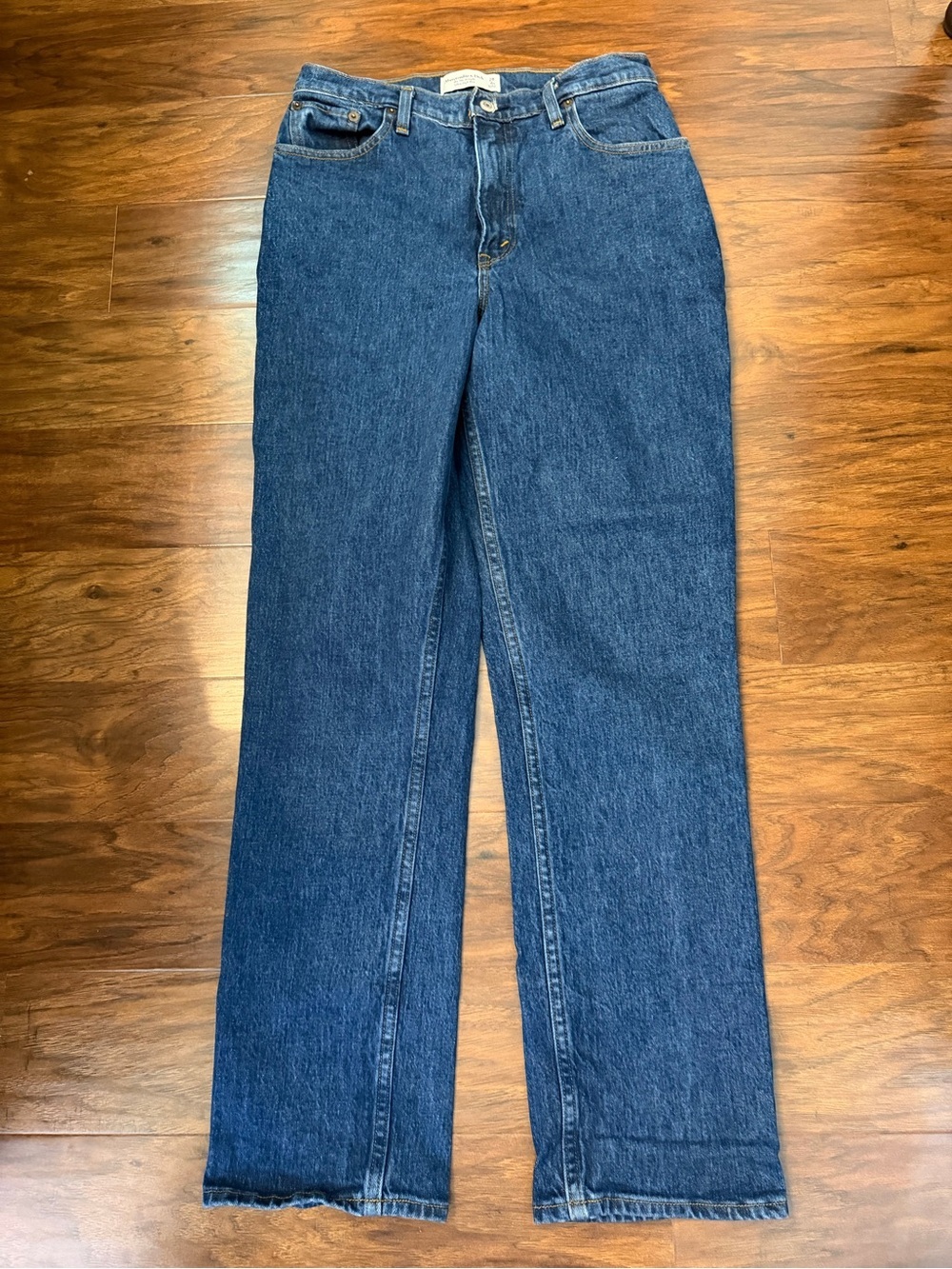 Abercrombie & Fitch 90s Straight Ultra High Rise Jeans Size 6